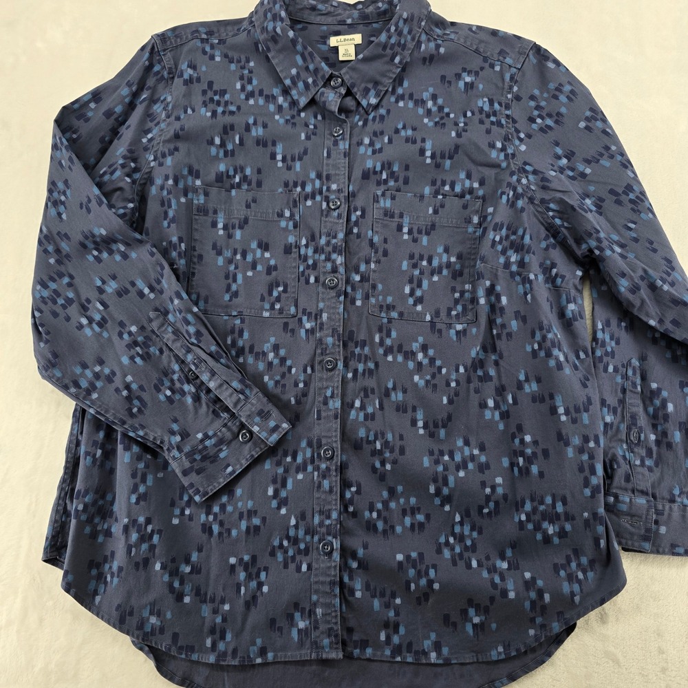 L.L.Bean Button Down Womens XL Pet Button Down Blue Abstract Print Cotton Blend